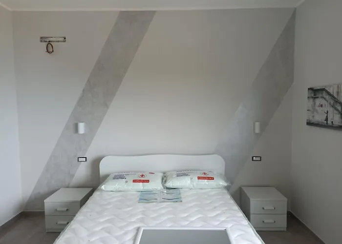 The Sisters Sellia Marina