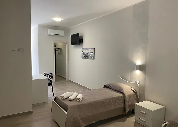 בית הארחה The Sisters 3*